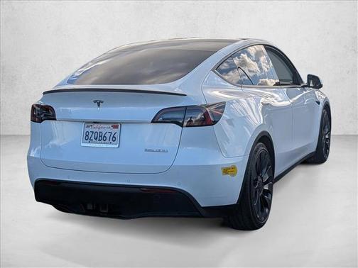 2022 Tesla Model Y Performance Dual Motor All-Wheel Drive