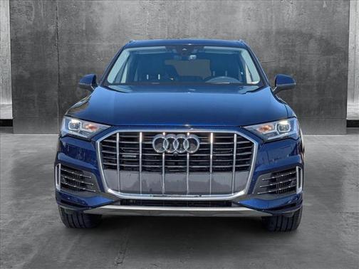 2022 Audi Q7 55 Premium