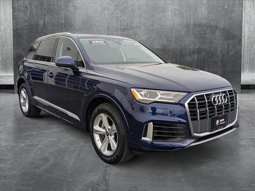 2022 Audi Q7 55 Premium