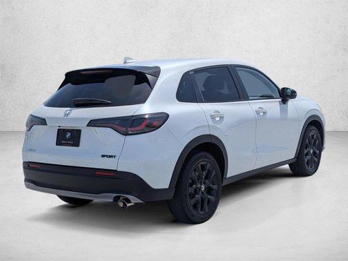 Platinum White Pearl 2023 Honda HR-V AWD Sport