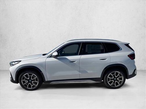 Mineral White Metallic 2026 BMW X1 xDrive28i