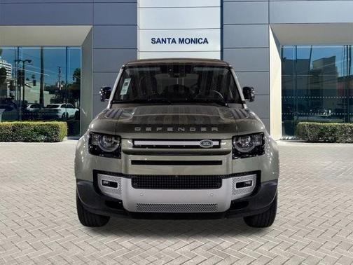 2025 Land Rover Defender P400 S