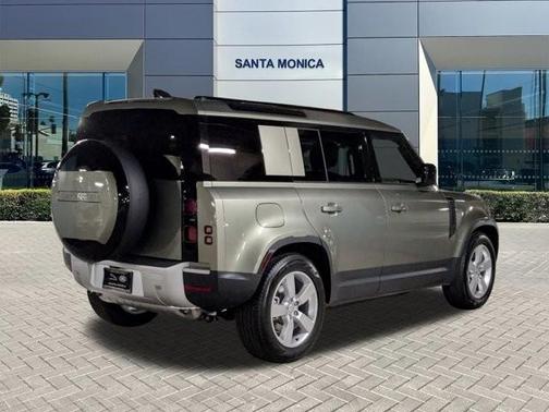 2025 Land Rover Defender P400 S