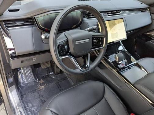 2025 Land Rover Range Rover Sport P360 S