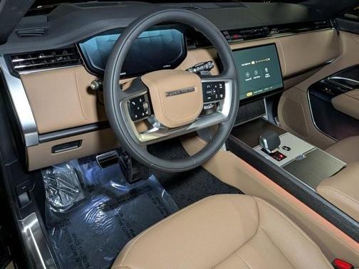 2025 Land Rover Range Rover P530 SE