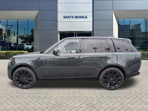 2025 Land Rover Range Rover P400 SE