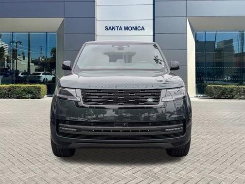 2025 Land Rover Range Rover P400 SE