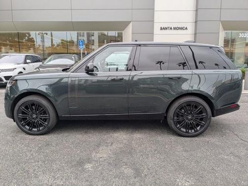 2025 Land Rover Range Rover P400 SE