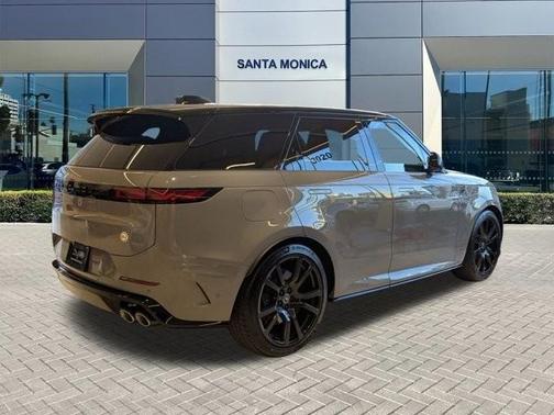 2025 Land Rover Range Rover Sport P635 SV Edition Two