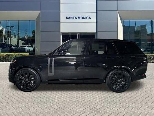 2025 Land Rover Range Rover P550e SE