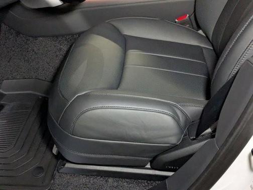 2025 Land Rover Range Rover P530 SE 7 Seat