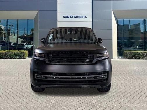 2025 Land Rover Range Rover P530 SE