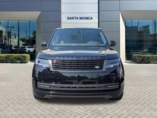 2025 Land Rover Range Rover P400 SE 7 Seat