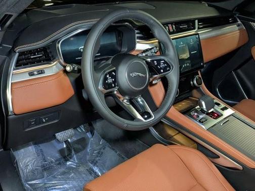 2026 Jaguar F-PACE P400 R-Dynamic S