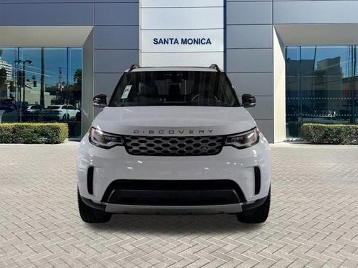 2025 Land Rover Discovery P300 S
