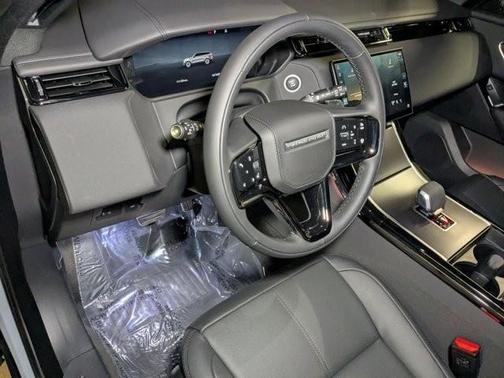 2026 Land Rover Range Rover Velar P250 Dynamic SE