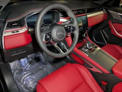 2026 Jaguar F-PACE P250 R-Dynamic S