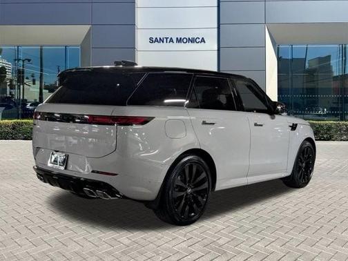2025 Land Rover Range Rover Sport P530 Dynamic SE