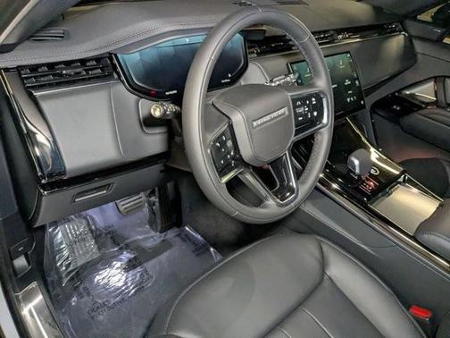 2025 Land Rover Range Rover Sport P360 S
