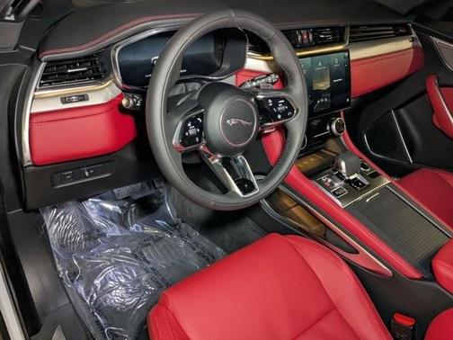 2026 Jaguar F-PACE P250 R-Dynamic S