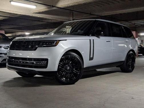 2025 Land Rover Range Rover P530 SE 7 Seat