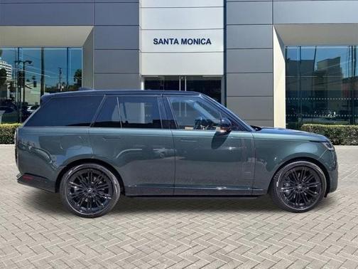 2023 Land Rover Range Rover P530 SE