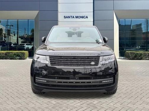 2025 Land Rover Range Rover P400 SE 7 Seat