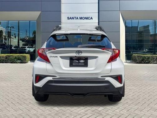 2021 Toyota C-HR LE