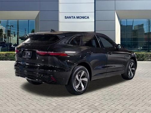 2026 Jaguar F-PACE P250 R-Dynamic S