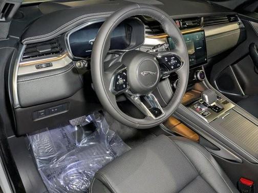 2026 Jaguar F-PACE P250 R-Dynamic S