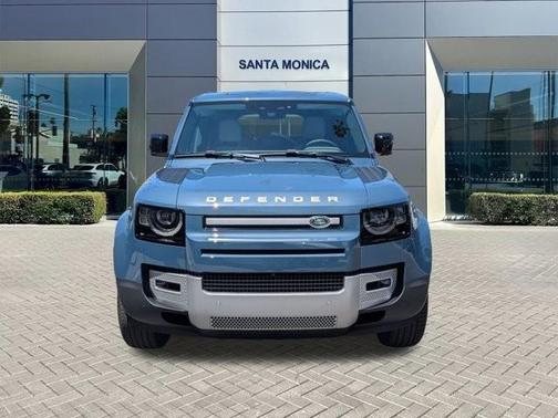 2025 Land Rover Defender P400 S