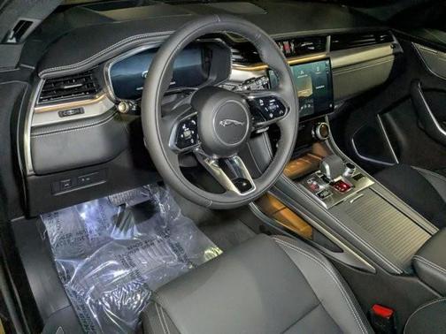2026 Jaguar F-PACE P250 R-Dynamic S