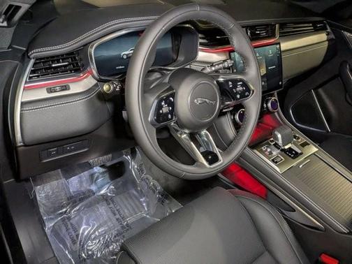 2026 Jaguar F-PACE P250 R-Dynamic S