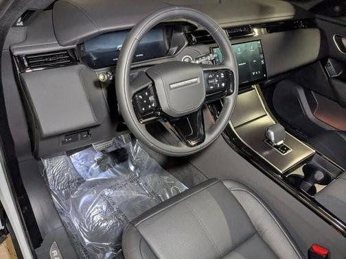 2026 Land Rover Range Rover Velar P250 Dynamic SE