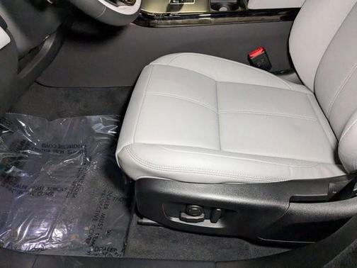 2026 Land Rover Range Rover Velar P250 S
