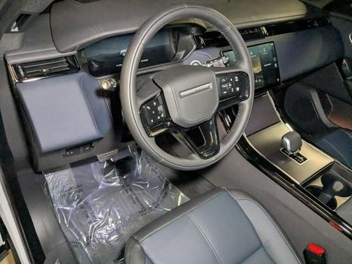 2026 Land Rover Range Rover Velar P250 Dynamic SE