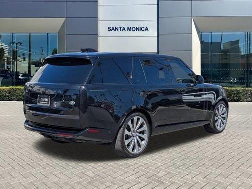 2023 Land Rover Range Rover 5.0 Supercharged Autobiography