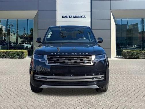 2025 Land Rover Range Rover P530 SE