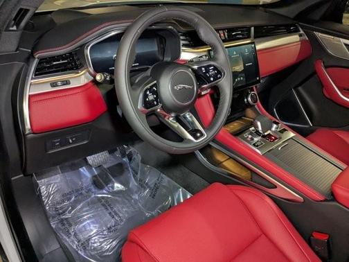 2026 Jaguar F-PACE P400 R-Dynamic S