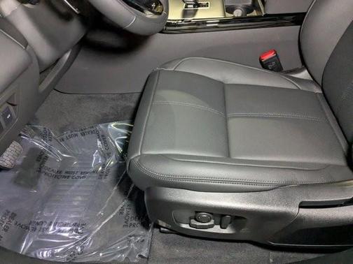2026 Land Rover Range Rover Velar P250 S