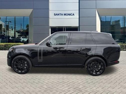 2025 Land Rover Range Rover P530 SE