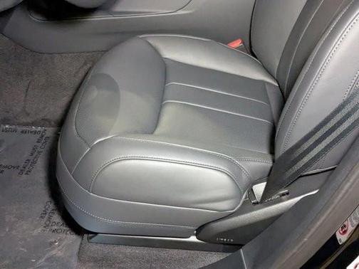 2025 Land Rover Range Rover Sport P400 Dynamic SE