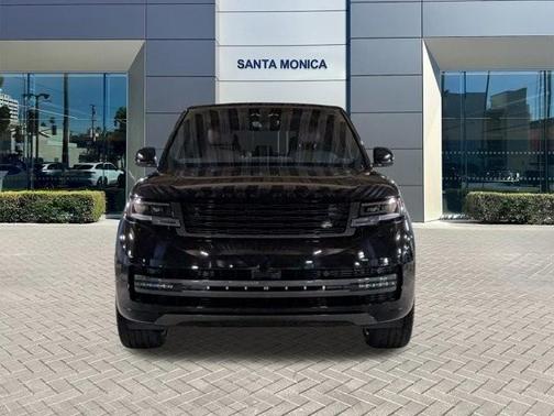 2025 Land Rover Range Rover P530 SE