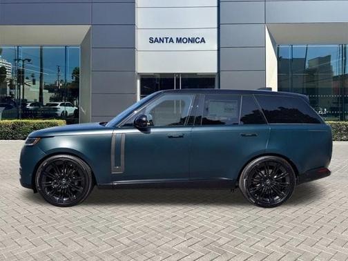 2025 Land Rover Range Rover P530 SE