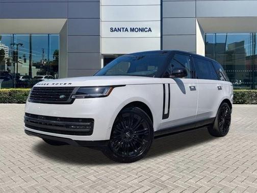 2025 Land Rover Range Rover P400 SE 7 Seat