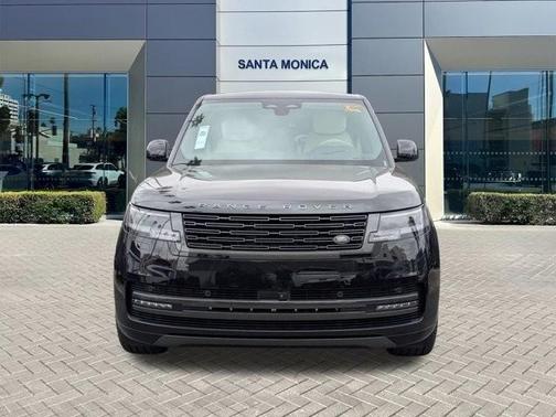 2025 Land Rover Range Rover P550e Autobiography