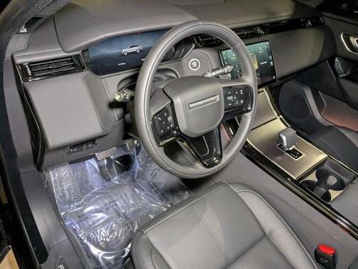 2026 Land Rover Range Rover Velar P250 Dynamic SE