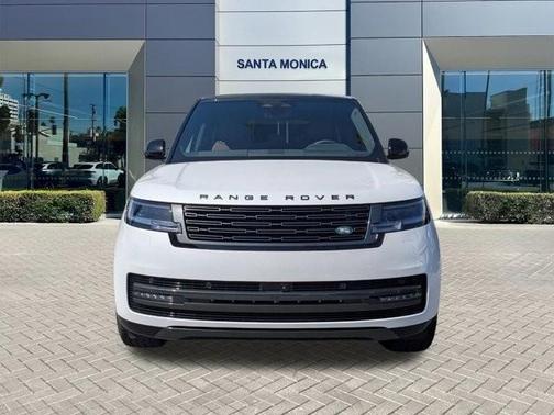 2025 Land Rover Range Rover P530 SE