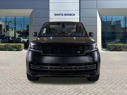 2025 Land Rover Range Rover P400 SE