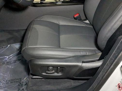 2026 Land Rover Range Rover Velar P250 Dynamic SE